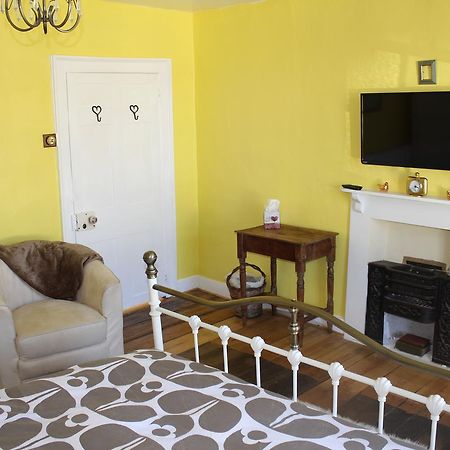 The Olde House Bed & Breakfast Dunster Bagian luar foto